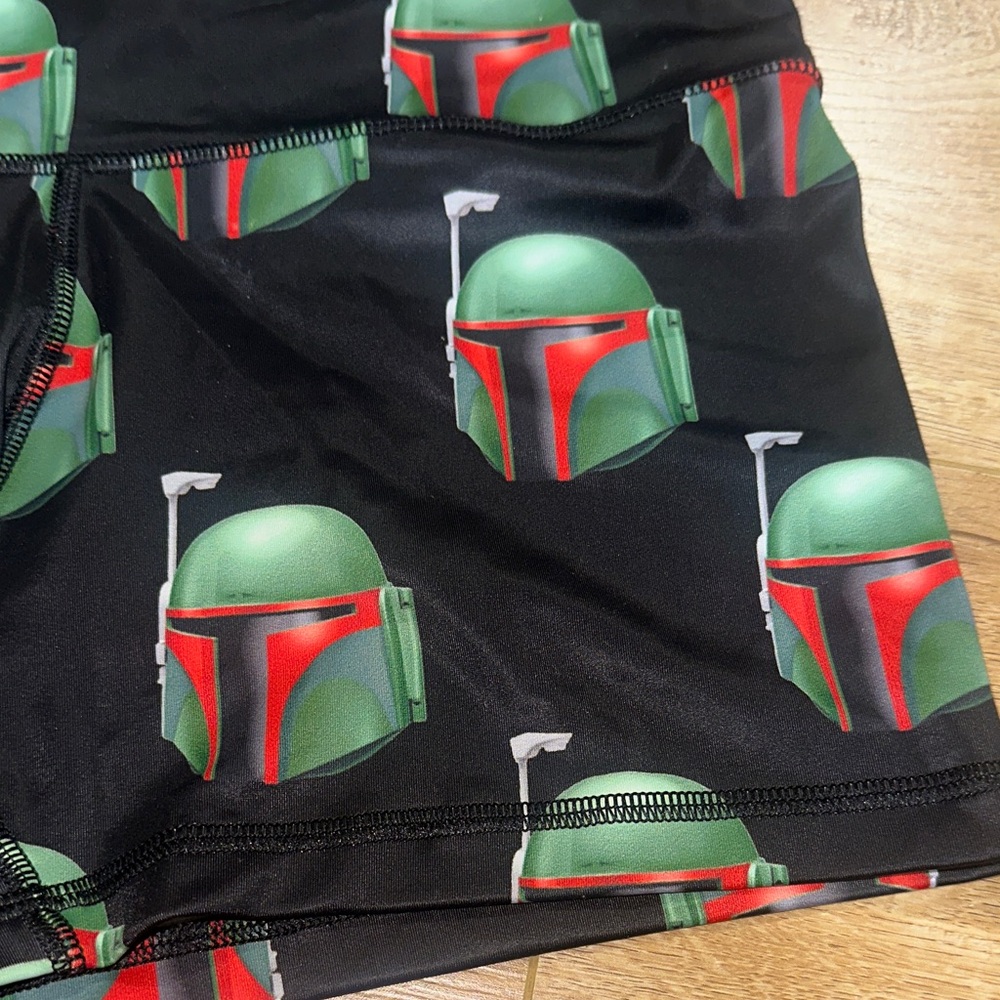 United Lifters XL NEW Star Wars Boba Fett Print Active Shorts - Black & Green